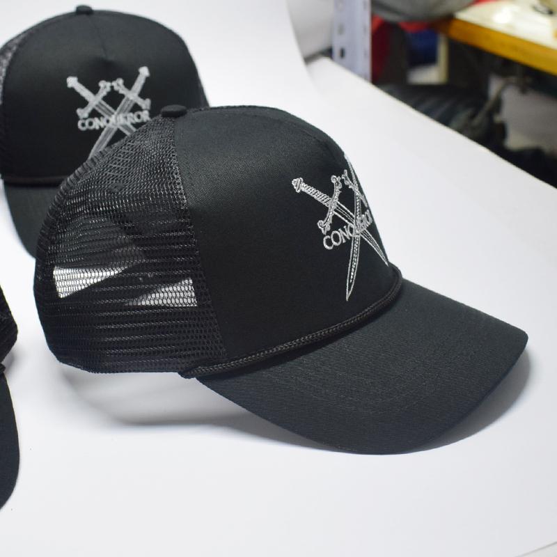 Conqueror Trucker — Black Edition