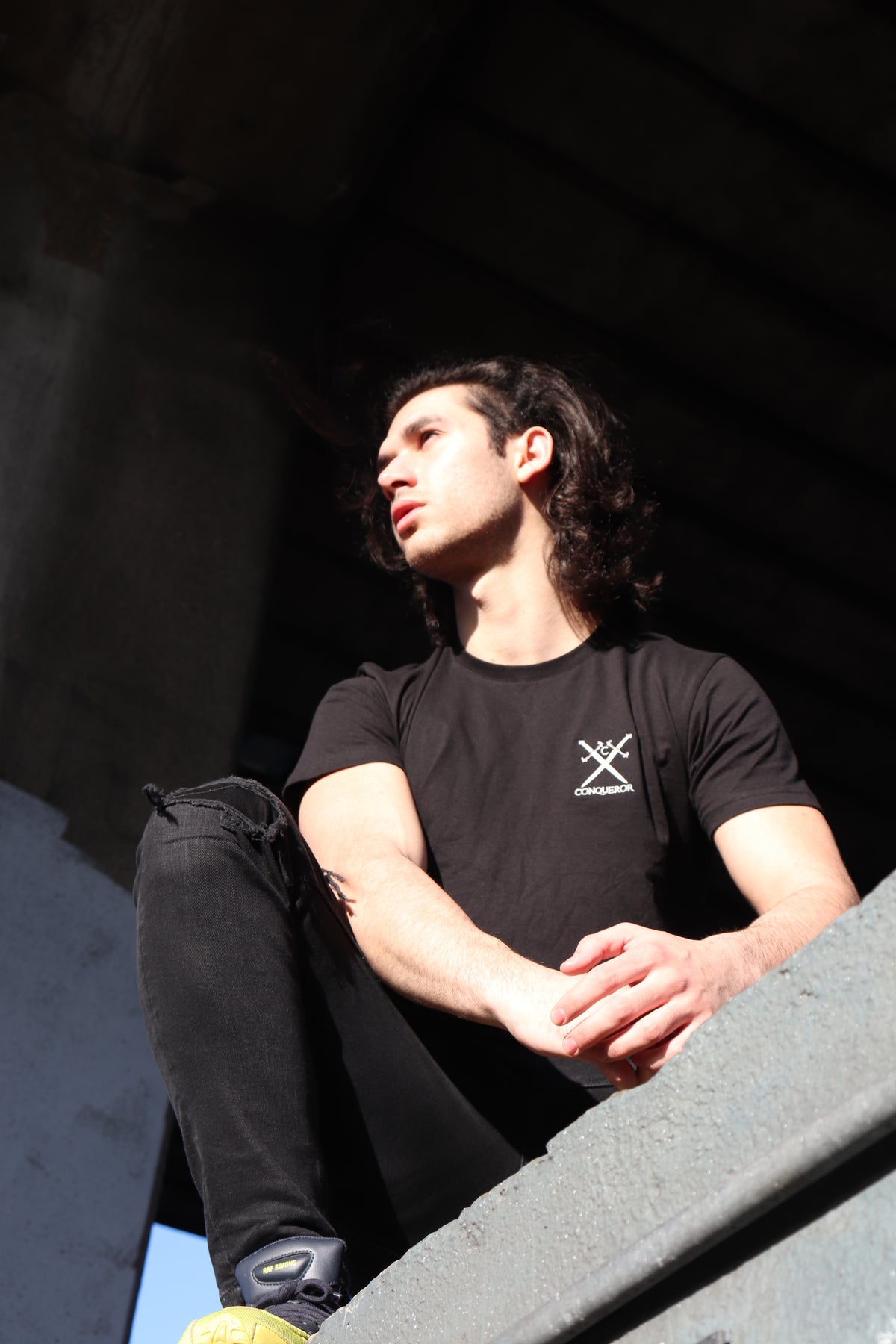 Conqueror Signature Logo T-Shirt – Black